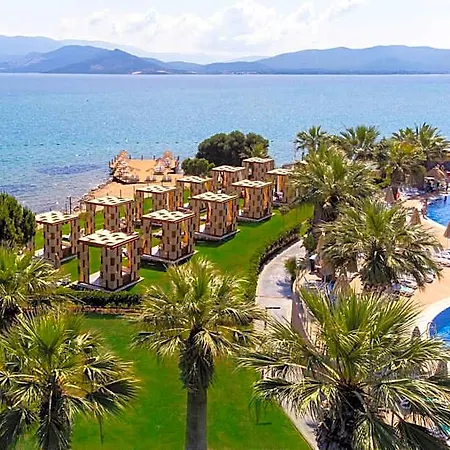 Duja - Ultra Hotel 5*